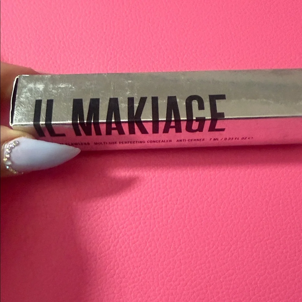 I’ll makiage concealer